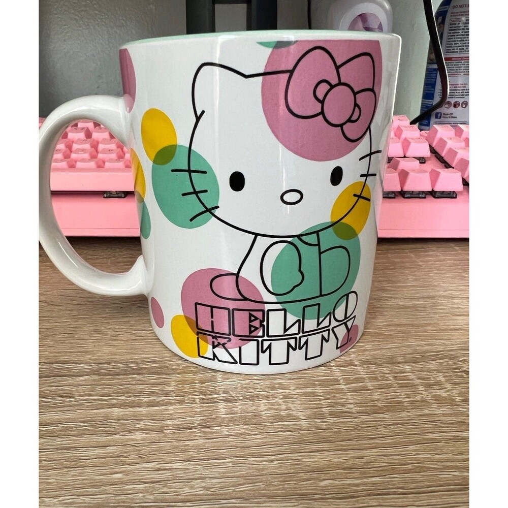 Hello Kitty Sanrio polka dot mug
